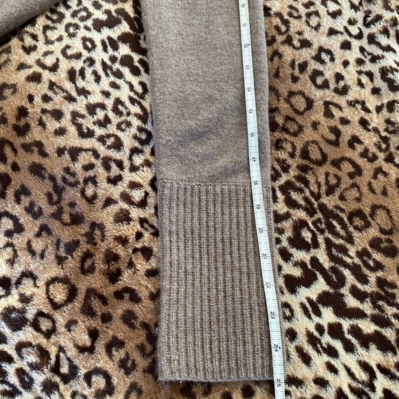 SAKS FIFTH AVENUE CARDIGAN - Picture 4 of 8